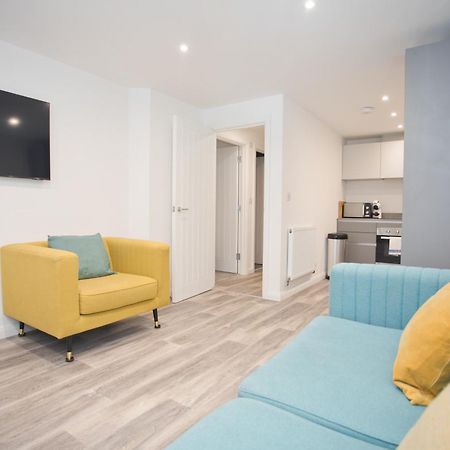 Sea Air - 2 Bedrooms - Parking - Mins To Beach Bournemouth Exteriör bild