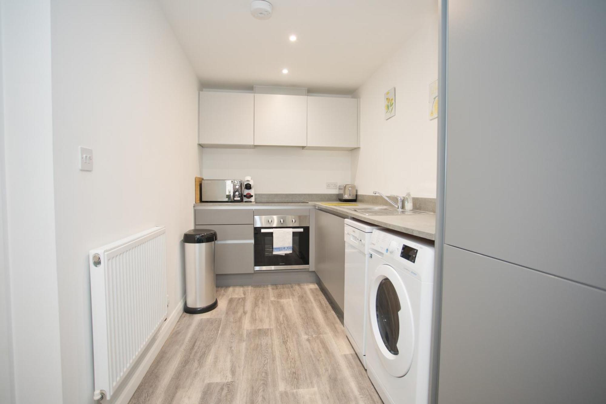 Sea Air - 2 Bedrooms - Parking - Mins To Beach Bournemouth Exteriör bild