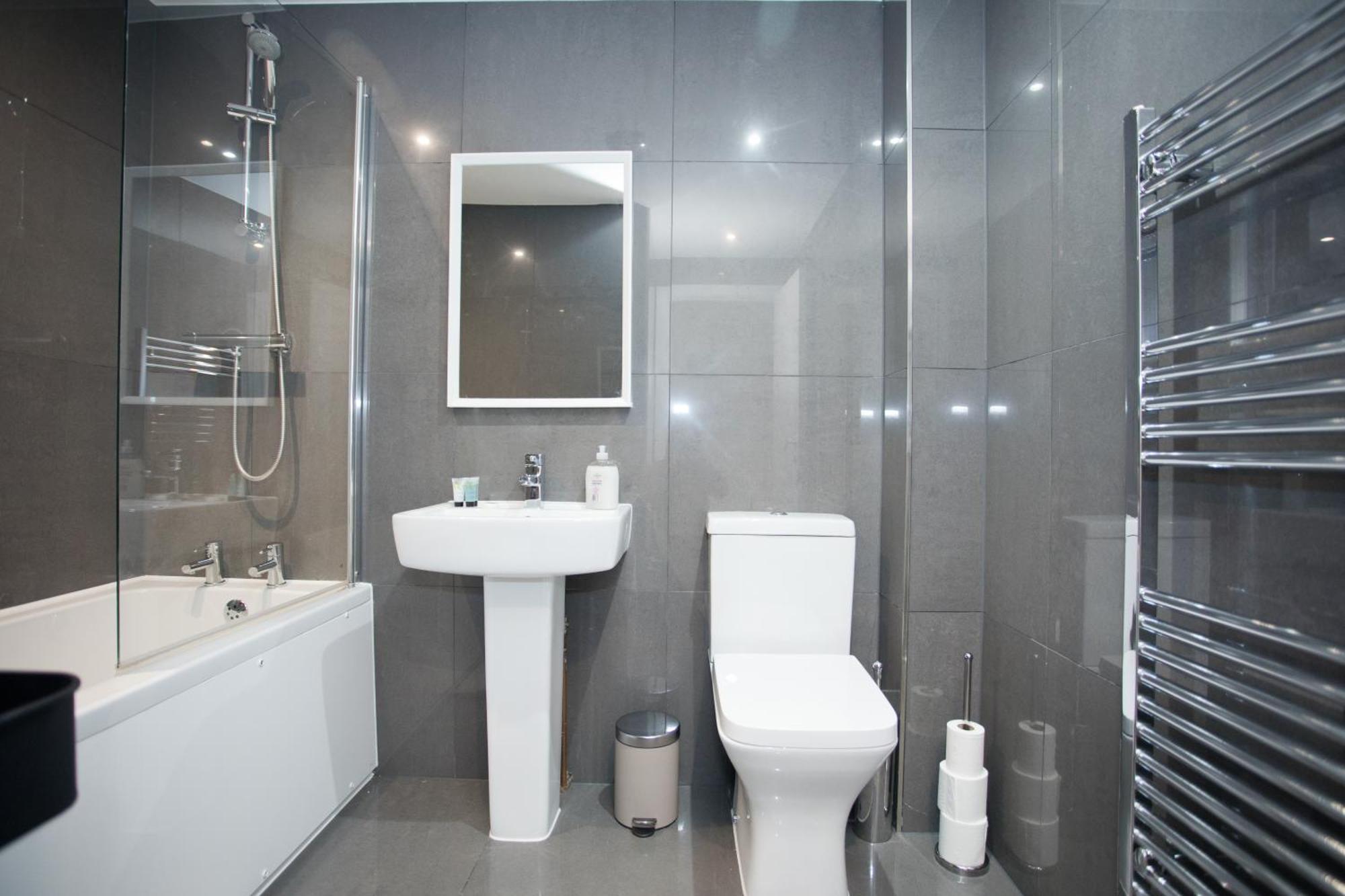 Sea Air - 2 Bedrooms - Parking - Mins To Beach Bournemouth Exteriör bild