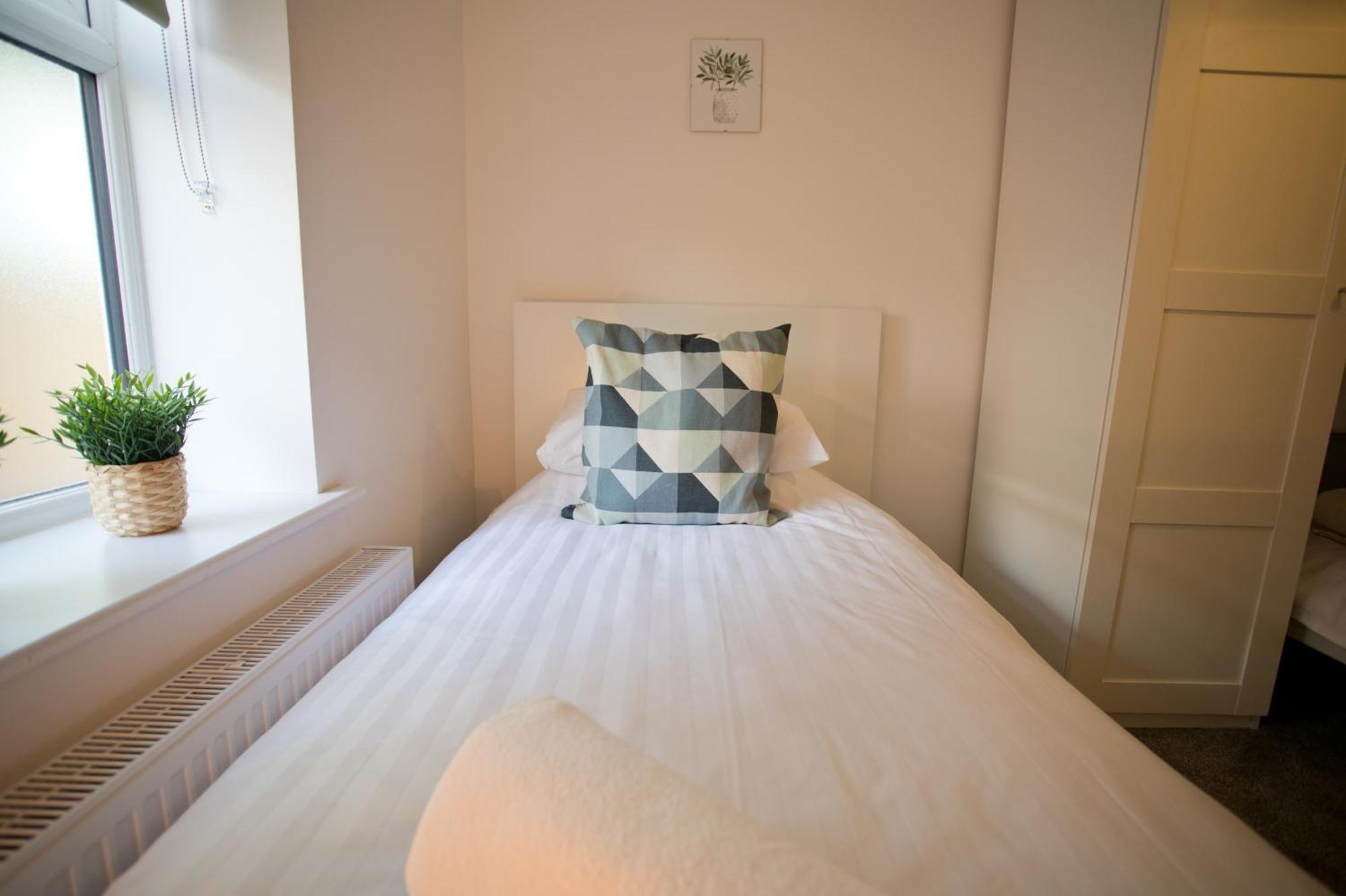 Sea Air - 2 Bedrooms - Parking - Mins To Beach Bournemouth Exteriör bild